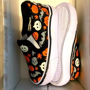 Baby Halloween Slip ons Tommy Bahama Size 5 Shoe